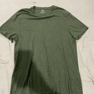 H&M green t-shirt